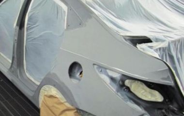 Primer allo zinco in bomboletta spray.